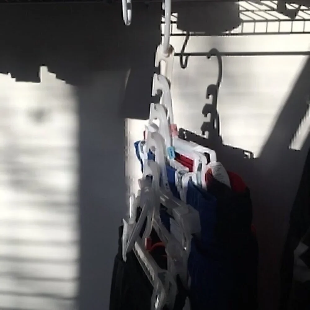 5 Wonder Hangers. Amazing space saving closet organizer